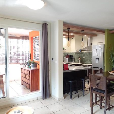 Bel Appartement Avec Terrasse Proche Des Plages Saint-Gilles-les-Bains Exterior foto