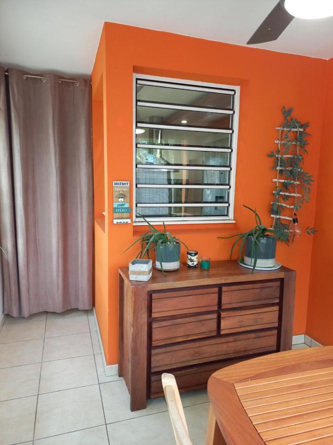 Bel Appartement Avec Terrasse Proche Des Plages Saint-Gilles-les-Bains Exterior foto