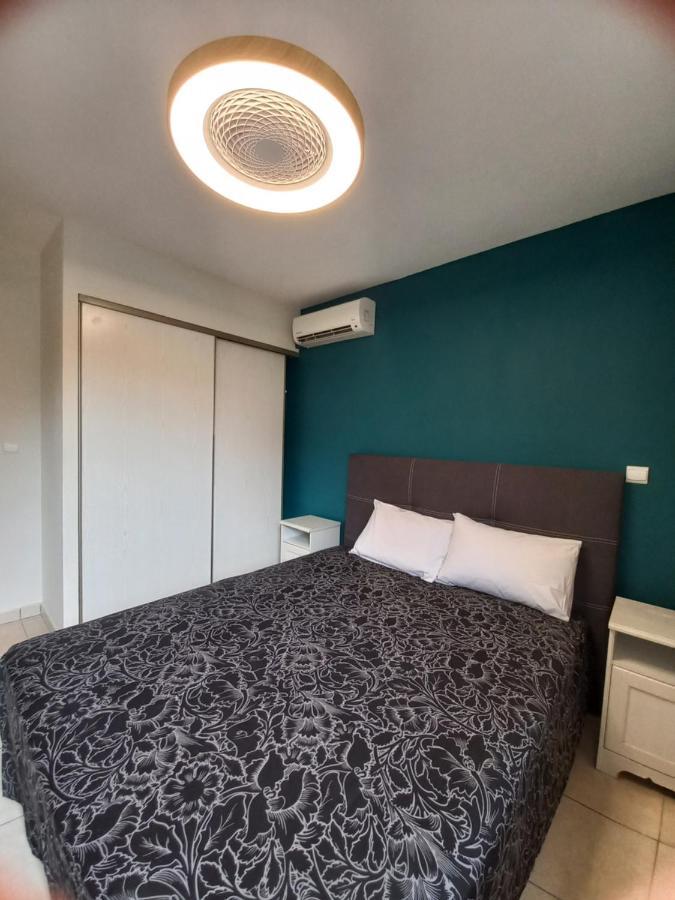 Bel Appartement Avec Terrasse Proche Des Plages Saint-Gilles-les-Bains Exterior foto